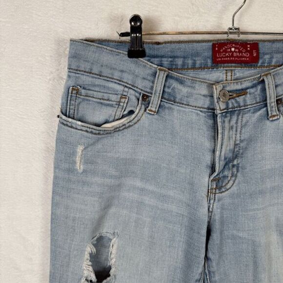 Lucky Brand Jeans Sienna Cigarette Light Wash Destroyed Distressed Size 4 / 27 - Picture 3 of 13